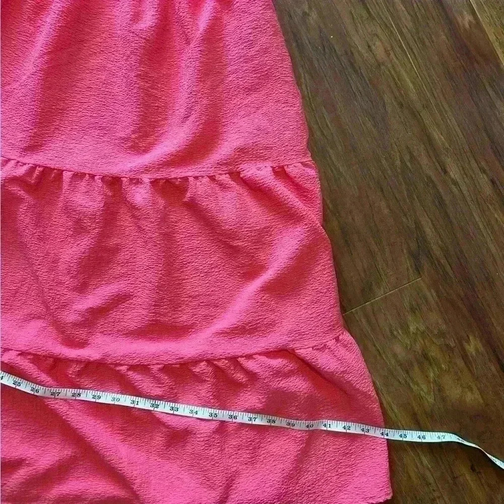 Hot Pink Tiered Dress with Short Sleeves and Flowy Hem Women’s Size XL - Picture 6 of 9